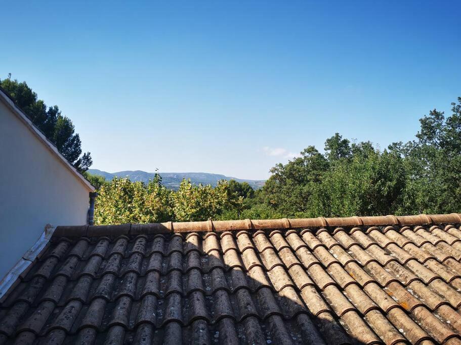 Malemort-du-Comtat Entre Ventoux Et Luberon, Appartement Dans Maison. מראה חיצוני תמונה