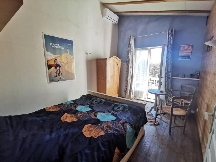 Malemort-du-Comtat Entre Ventoux Et Luberon, Appartement Dans Maison. מראה חיצוני תמונה
