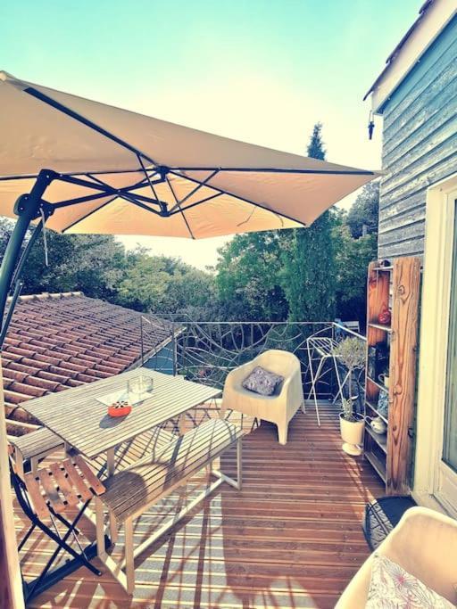 Malemort-du-Comtat Entre Ventoux Et Luberon, Appartement Dans Maison. מראה חיצוני תמונה